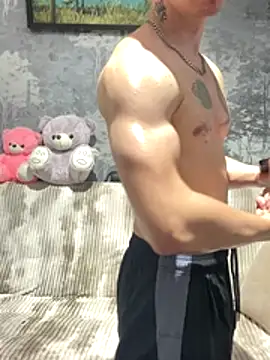 KirilStella online show from 17, 10, 2025