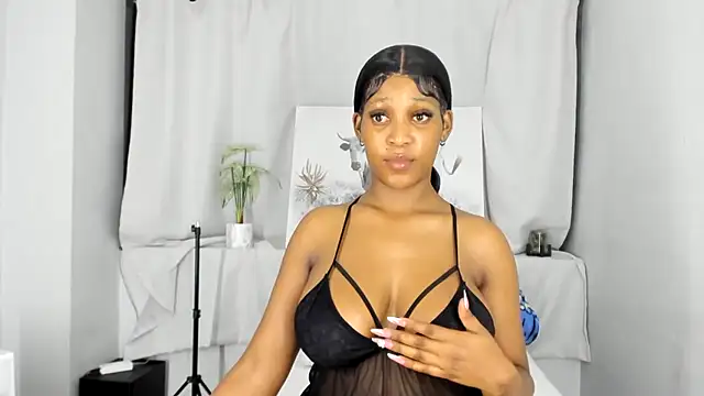 ConnieSmall24 online show from 6, 10, 2025