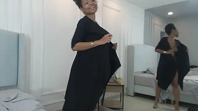 ChantalGarner online show from 22, 12, 2025