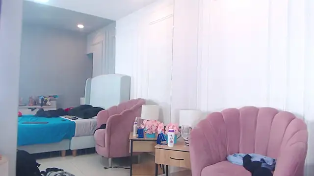 ChantalGarner online show from 27, 2, 2026