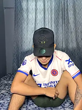 cristyan arias online show from 1, 10, 2025