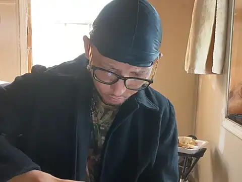 ThrowedWorldWide online show from 21, 12, 2025