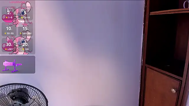 Caroline Millerr online show from 28, 10, 2025