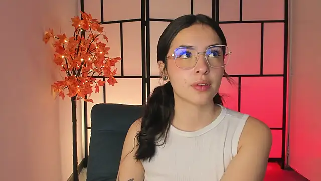 Snapshot of Sweet_pay chatting on 19, 11, 2025 Sweet pay online show from 19, 11, 2025