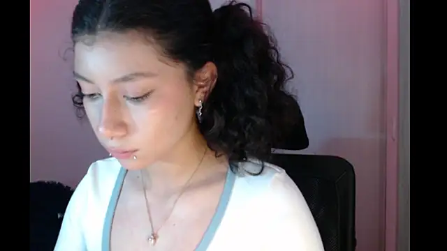 Ivonnybonn online show from 12, 11, 2025