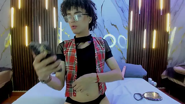 Snapshot of NoahVidall chatting on 30, 9, 2025 NoahVidall online show from 30, 9, 2025