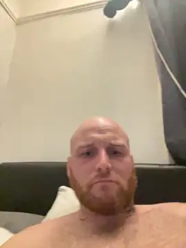 Thebald-topher online show from 28, 10, 2025