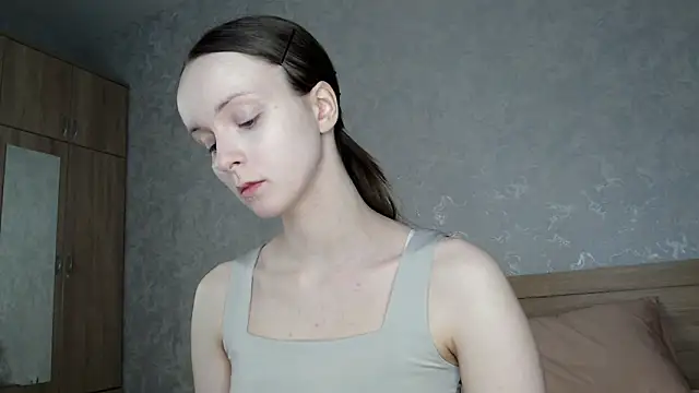 Yourplayfulspark online show from 6, 11, 2025