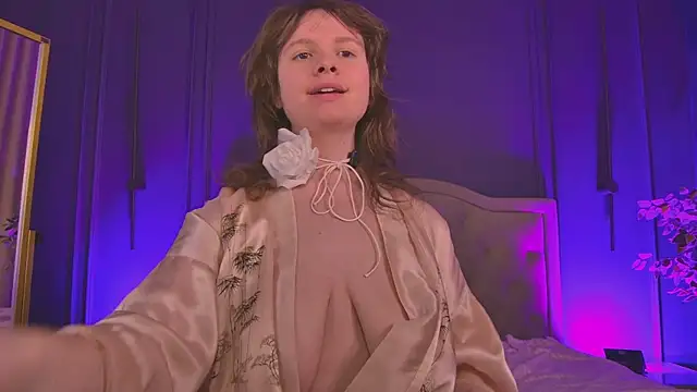 Lilly Stark online show from 11, 5, 2026