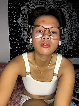 Snapshot of Obre17 chatting on 3, 3, 2026 Obre17 online show from 3, 3, 2026