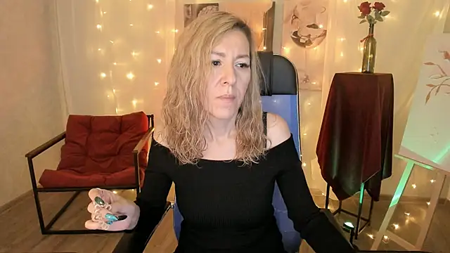 DonnaSmitth online show from 12, 2, 2026