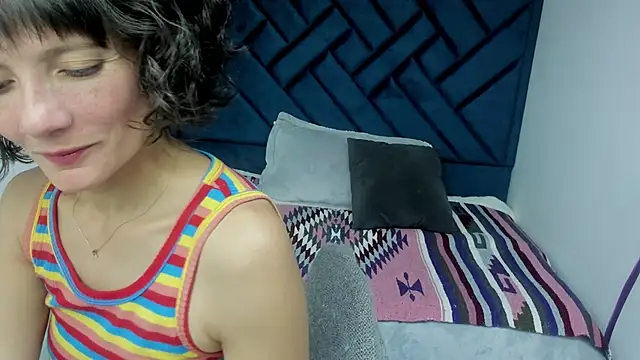 Snapshot of Valery_More__ chatting on 27, 10, 2025 Valery More online show from 27, 10, 2025