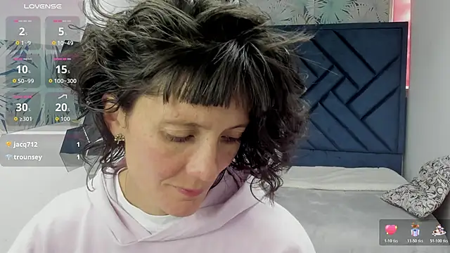 Snapshot of Valery_More__ chatting on 30, 11, 2025 Valery More online show from 30, 11, 2025