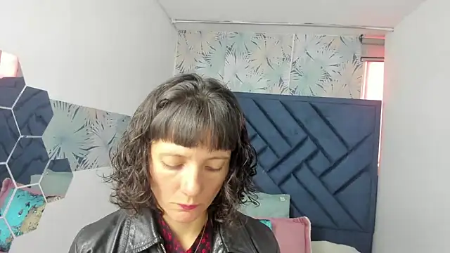 Valery More   online show from 9, 3, 2026