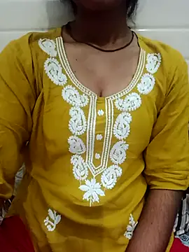 Snapshot of Meenu_rani6 chatting on 13, 10, 2025 Meenu rani6 online show from 13, 10, 2025