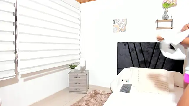 Taylormaccurdy  online show from 3, 10, 2025