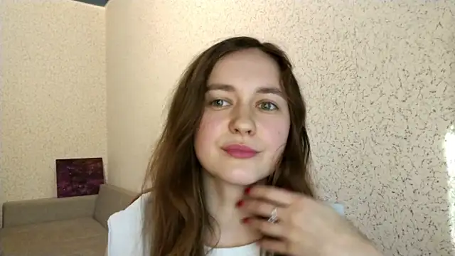Snapshot of RafaelaMaximo chatting on 8, 10, 2025 RafaelaMaximo online show from 8, 10, 2025