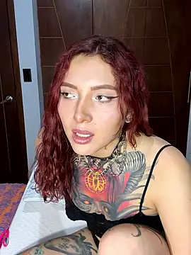 SelenaRouge1 online show from 13, 1, 2026