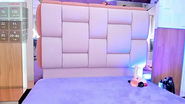 violet milleer online show from 28, 9, 2025