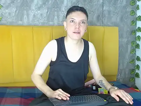 Snapshot of alexmadisoncm101 chatting on 2, 11, 2025 alexmadisoncm101 online show from 2, 11, 2025