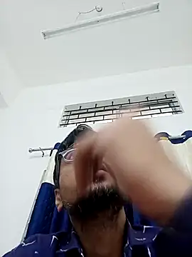 Snapshot of rajkinky2025 chatting on 8, 10, 2025 rajkinky2025 online show from 8, 10, 2025