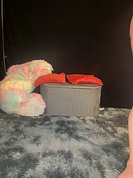 SaraNoir80 online show from 3, 2, 2026