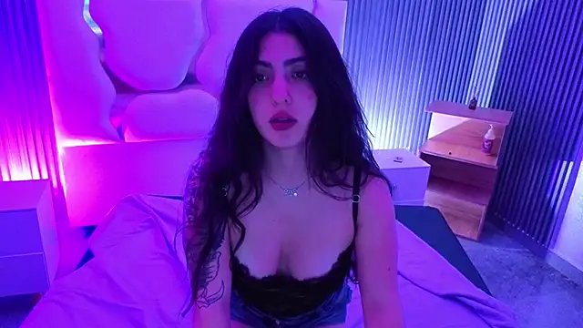 Snapshot of Ixchel_tay chatting on 17, 6, 2026 Ixchel tay online show from 17, 6, 2026