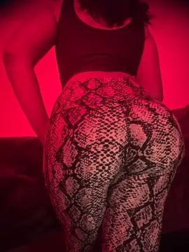 bellacagyal online show from 11, 11, 2025