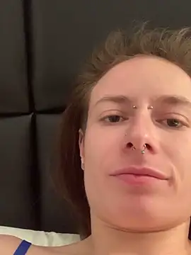 GoldenPussy1329 online show from 4, 3, 2026