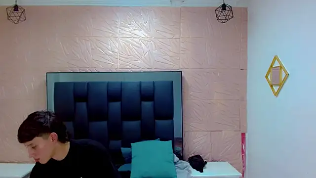 thaigo twink38 online show from 12, 2, 2026