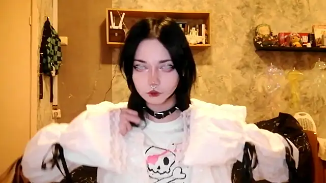 Beeping Creature online show from 22, 10, 2025