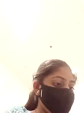 Snapshot of RANI_747 chatting on 18, 10, 2025 RANI 747 online show from 18, 10, 2025