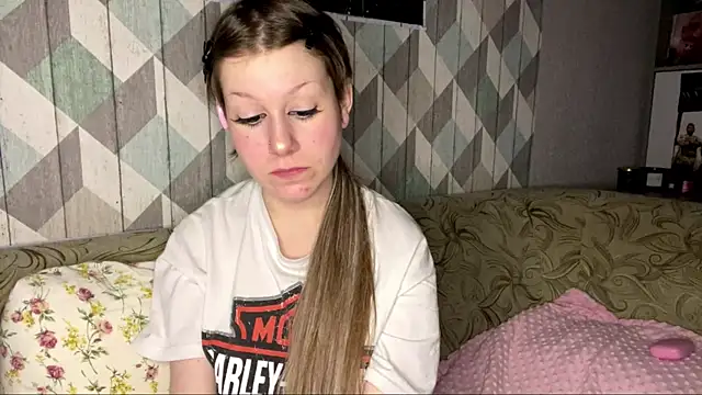 RebelKitsune online show from 1, 12, 2025