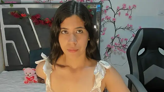 KendallMiller2 online show from 17, 10, 2025