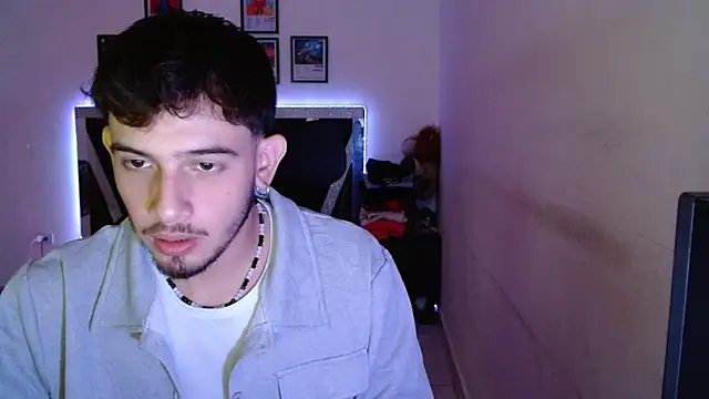 Snapshot of Sebasxxl12 chatting on 15, 1, 2026 Sebasxxl12 online show from 15, 1, 2026