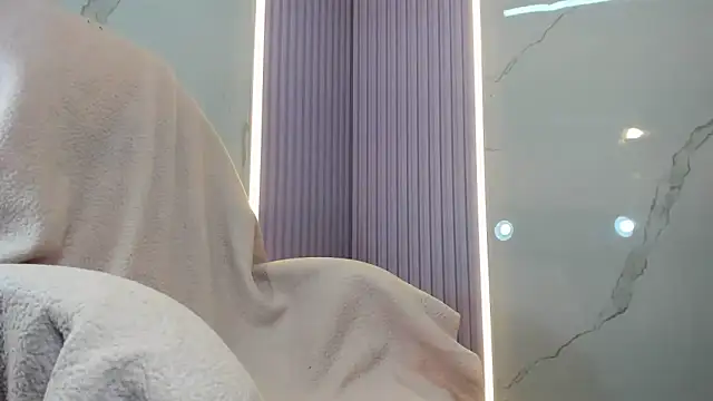 Mila Leon online show from 18, 6, 2026