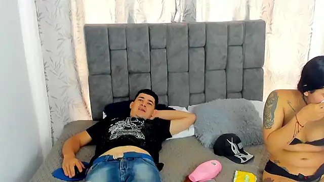 Laura King online show from 4, 12, 2025