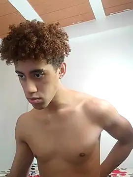 Snapshot of The_boy_good chatting on 6, 10, 2025 The boy good online show from 6, 10, 2025