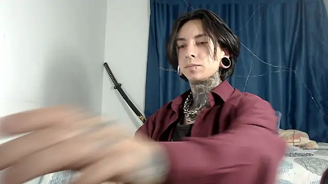 Snapshot of Kuregari_xs chatting on 16, 12, 2025 Kuregari xs online show from 16, 12, 2025