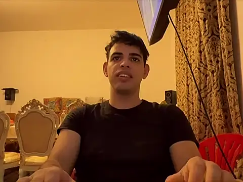 Snapshot of _Djonson_ chatting on 17, 12, 2025 Djonson online show from 17, 12, 2025