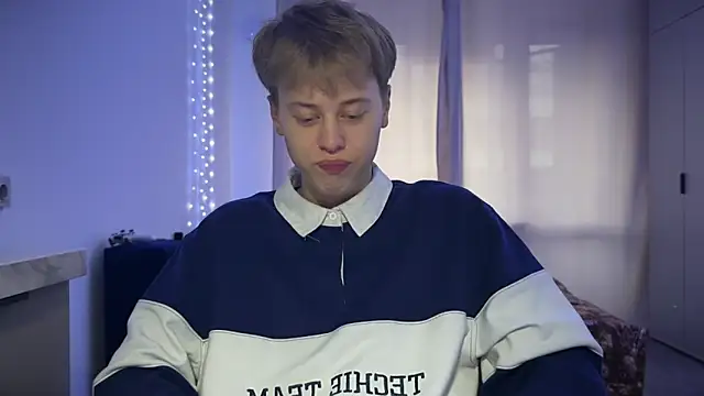  bee boy  online show from 8, 10, 2025