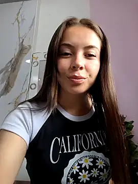 EmmaValencia  online show from 6, 11, 2025