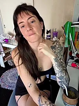 Snapshot of dandanbarr chatting on 17, 11, 2025 dandanbarr online show from 17, 11, 2025