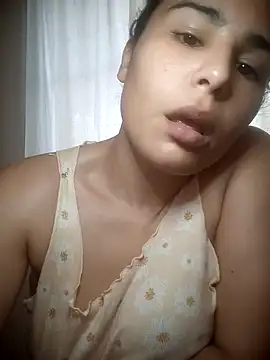 Snapshot of Arisbet333 chatting on 5, 10, 2025 Arisbet333 online show from 5, 10, 2025