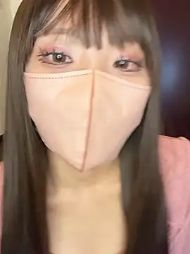 Snapshot of Riria_xx chatting on 4, 11, 2025 Riria xx online show from 4, 11, 2025