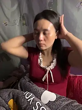 Snapshot of Suna-ny chatting on 19, 11, 2025 Suna-ny online show from 19, 11, 2025