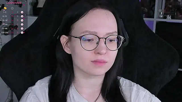 Snapshot of power_robynn chatting on 20, 11, 2025 power robynn online show from 20, 11, 2025