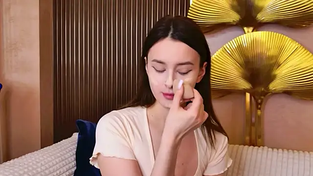 EvaSwen online show from 5, 4, 2026