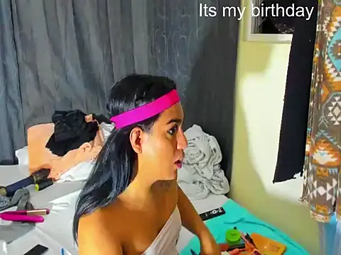 RobertaxGutierrez online show from 21, 12, 2025