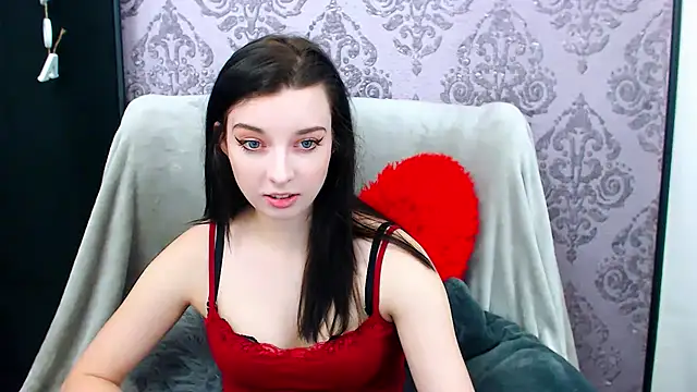 DominantLuna online show from 5, 2, 2026